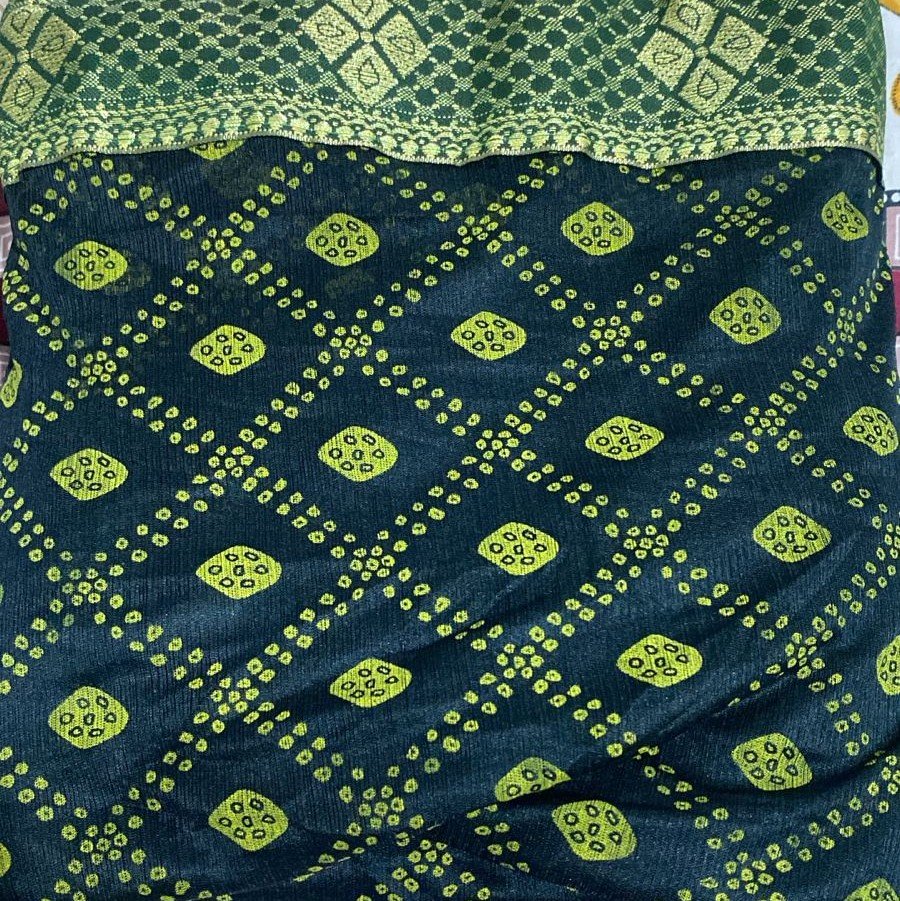 Black Lycra Bandhani Jaal Saree with Patola Border – VIANGA